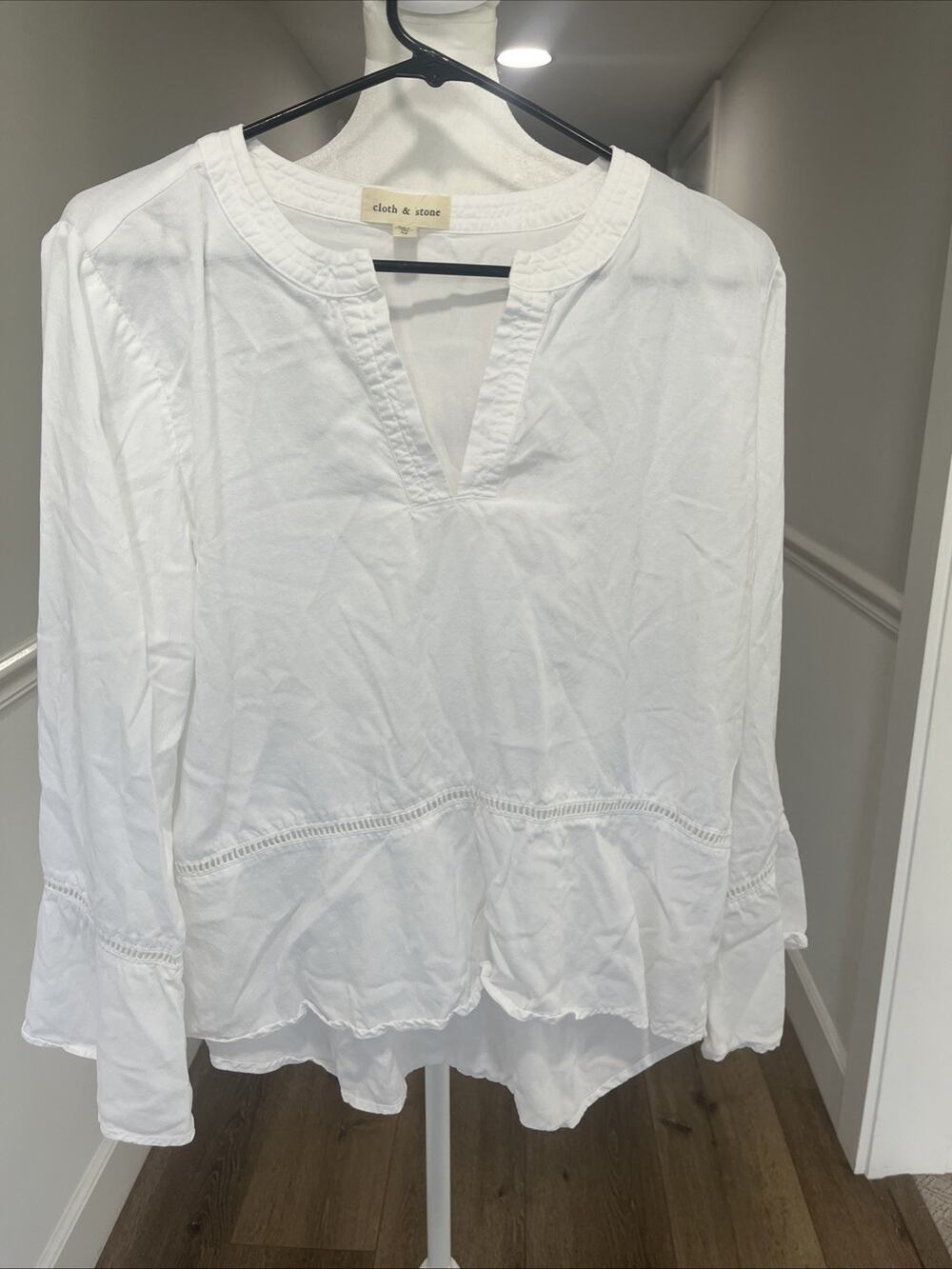 Cloth & Stone Sz M White BOHO Cotton Flowy Relaxed Music Festival Hippie Top